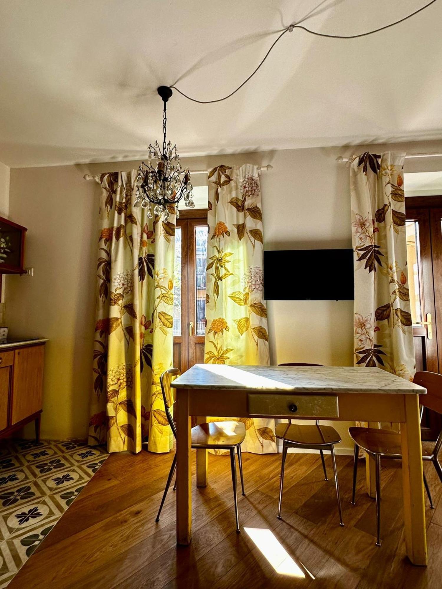 トリノIl Balconcino Del Centro Storicoアパートメント エクステリア 写真